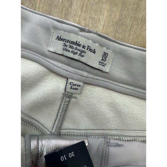 NWT Abercrombie & Fitch High Rise 90s Relaxed Jeans Metallic Silver 30/10 Curve - Picture 3 of 7